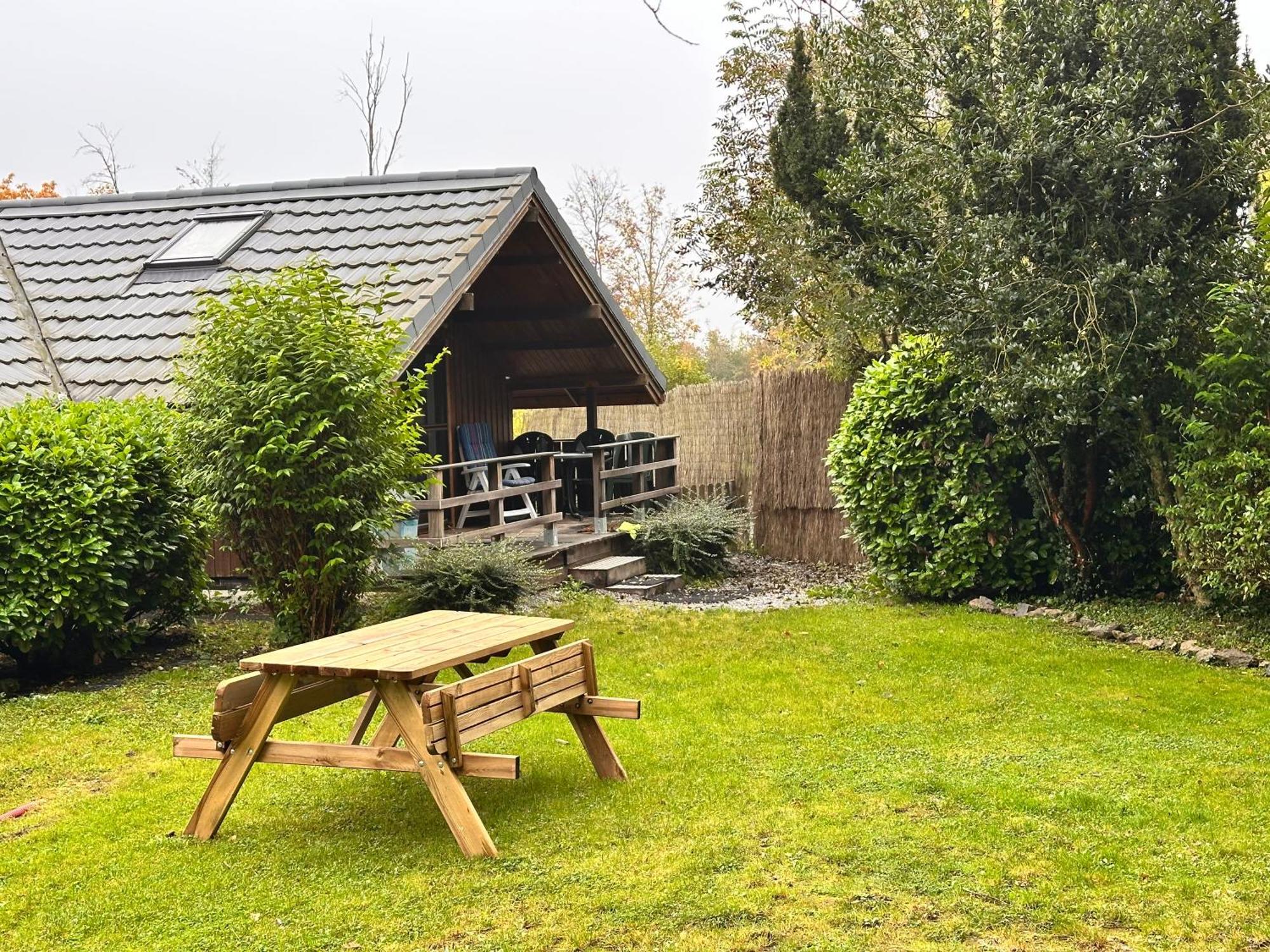 Chalet Four Seasons Дюрби Екстериор снимка